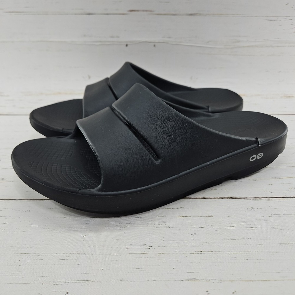 Oofos OOahh Mens Size 10 Black  Recovery Summer Slide Sandals Arch Support‎